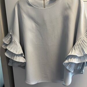 “Honey” Frilly Sleeve Blouse